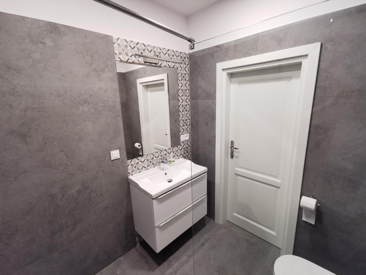 Nowe Apartamenty Zamkowa Vis A Vis Wawelu Krakov Exteriér fotografie